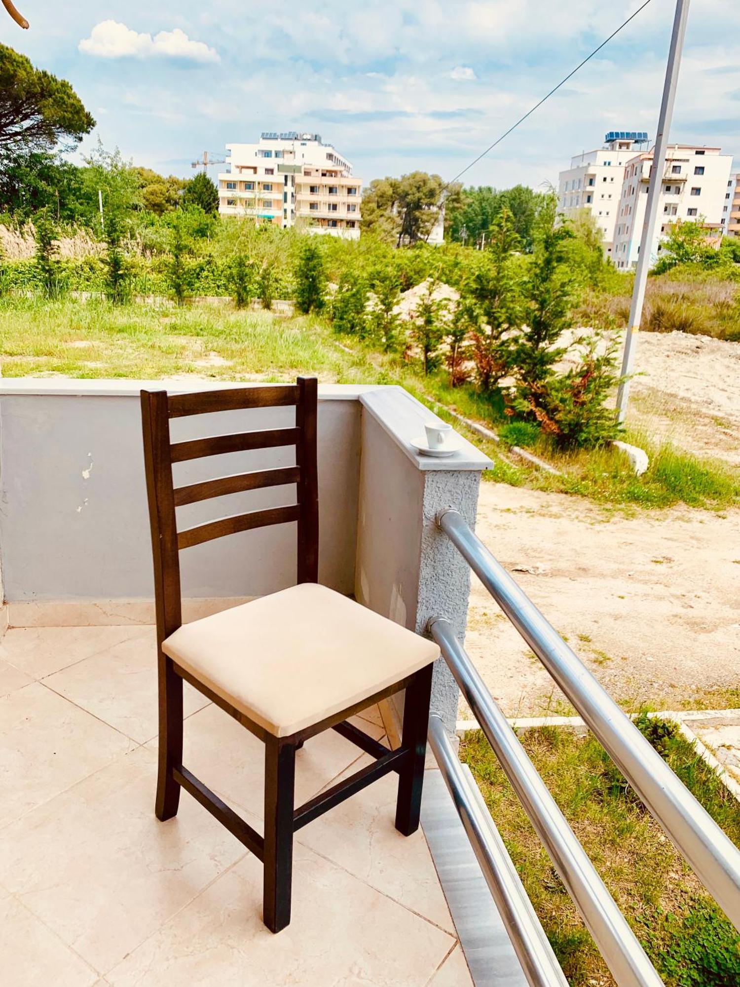 Family Tree - Quiet Area - Self Check In Aparthotel *